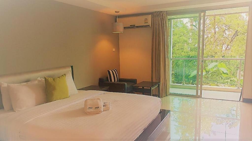 ไนซ์ เรสซิเดนซ์ Hotel กรุงเทพมหานคร ภายนอก รูปภาพ