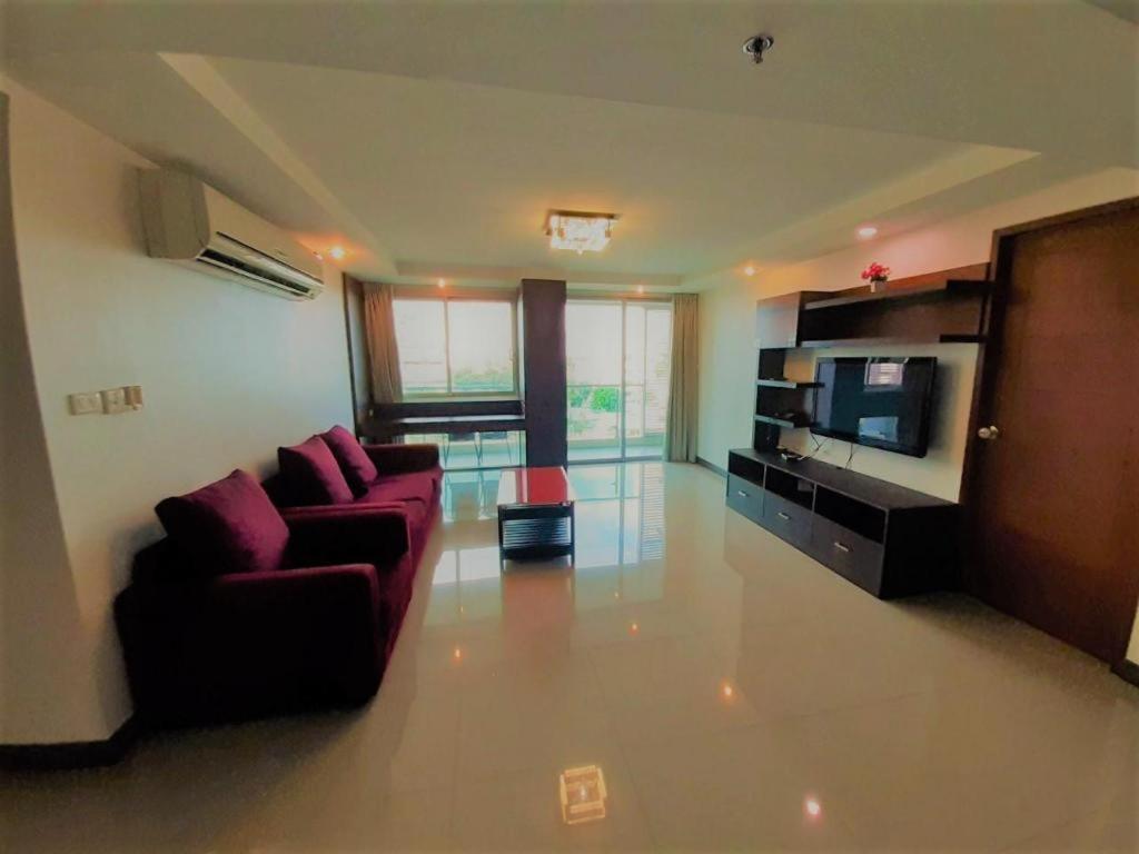 ไนซ์ เรสซิเดนซ์ Hotel กรุงเทพมหานคร ภายนอก รูปภาพ